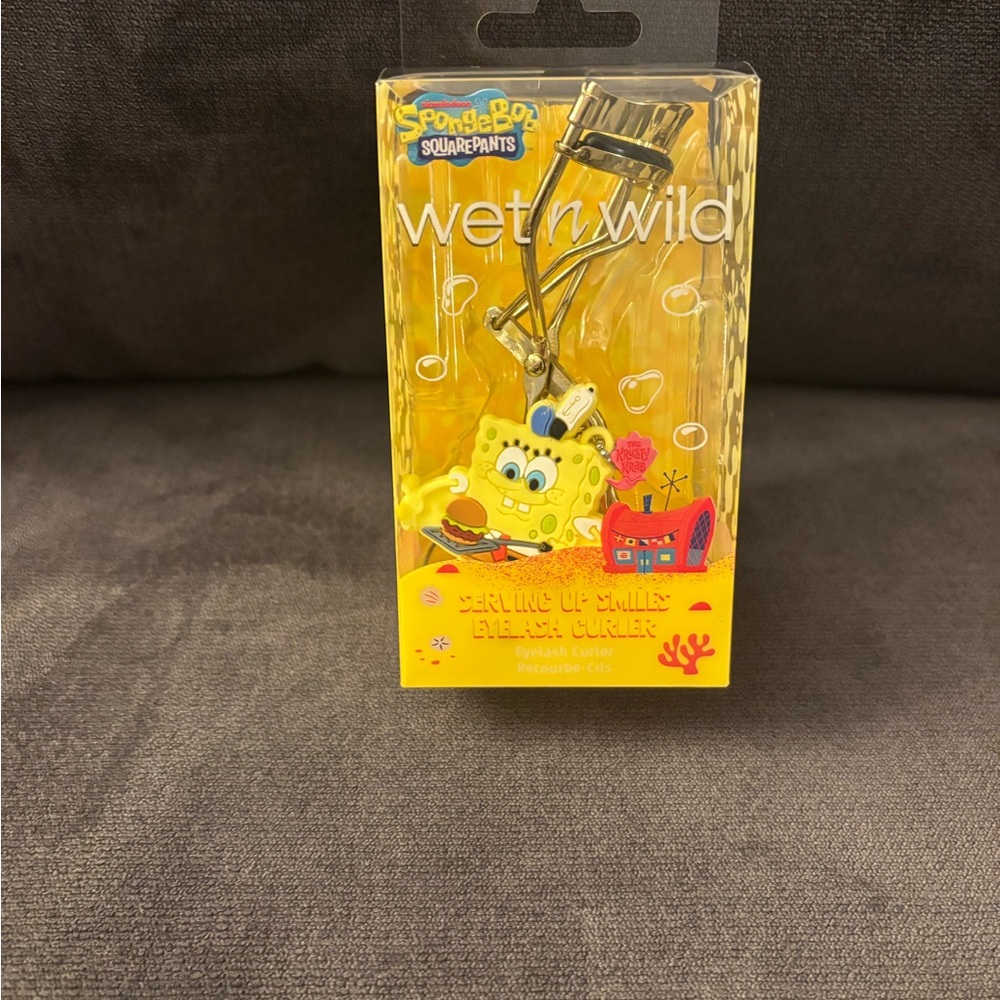 wet n wild SpongeBob SquarePants Makeup Brush Set - Yellow and Red